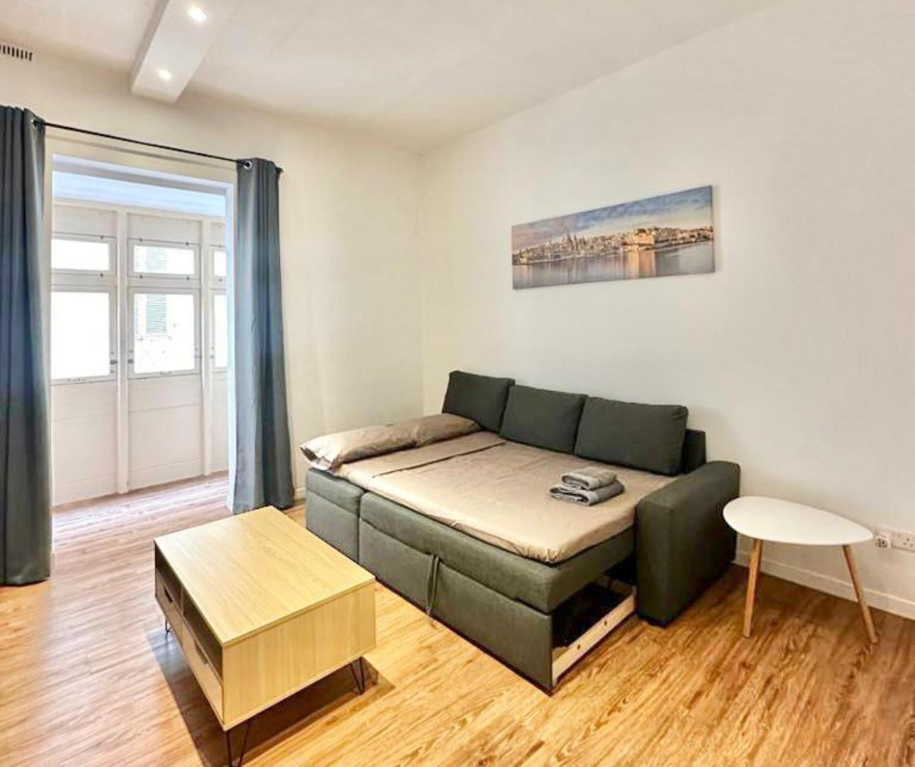 Central And Modern Valletta Flat المظهر الخارجي الصورة